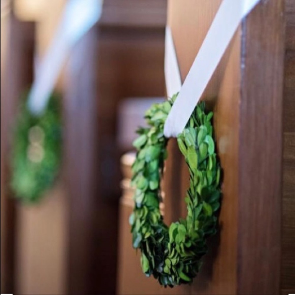 10- 6” Boxwood Wreath